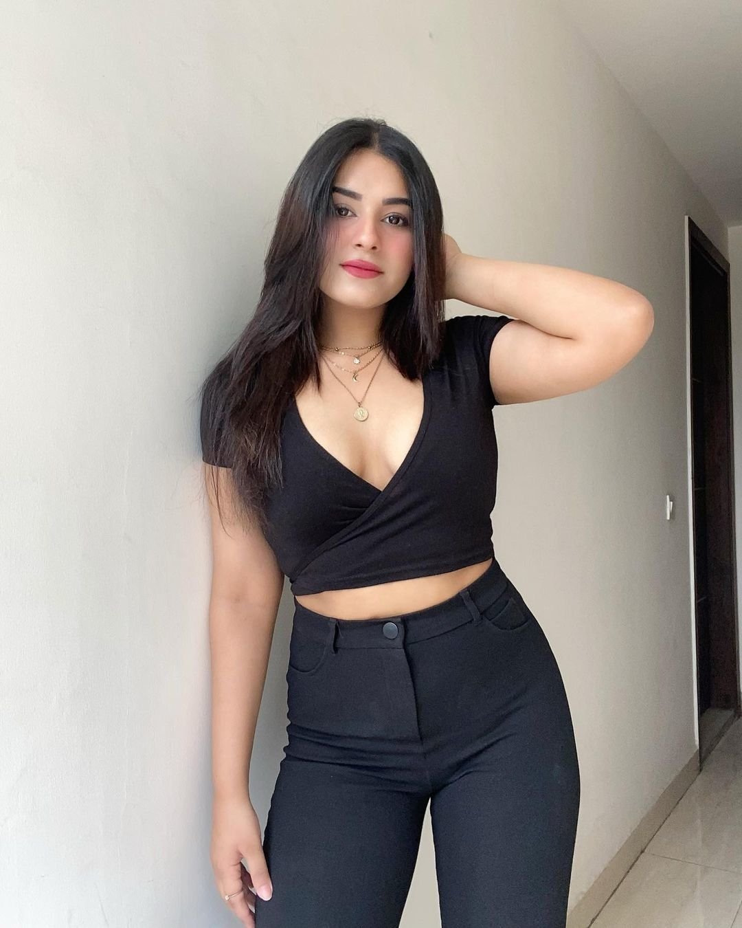 College Girl Escorts in ooty